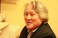 スタッフ名